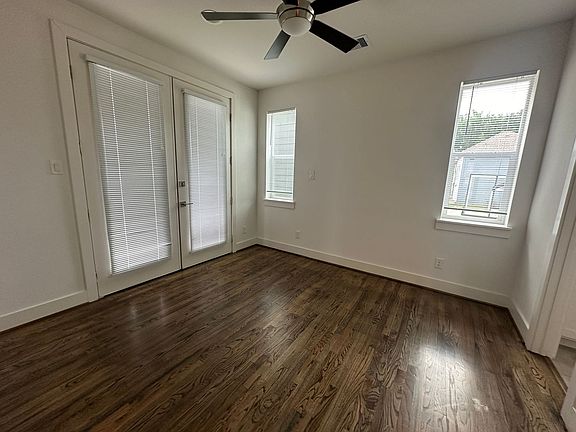 4th image of 1535 W 24th St #E