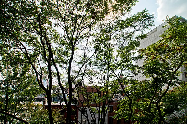 Rented by CMB Realty, LLC | media 25