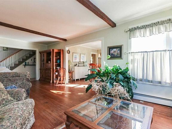 4th image of 171 Jennings Ave