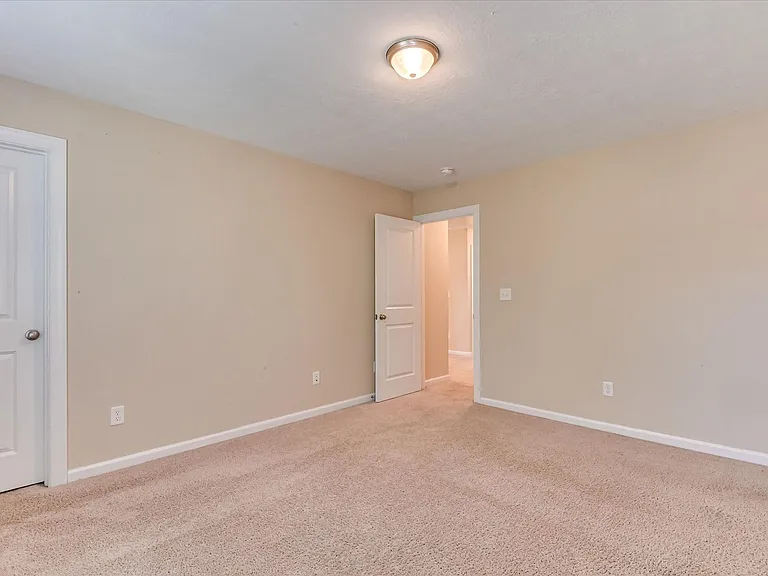 835 Williford Run Dr — Photo 38