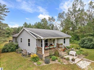 3261 E County Line Rd, Kingsley, MI 49649