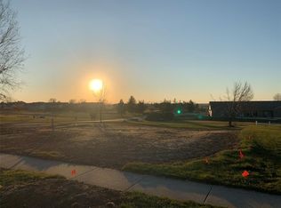 220 Maxwell Dr SW, Shellsburg, IA 52332
