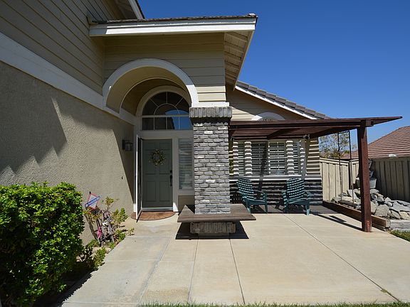 2nd image of 15116 Camphor Way