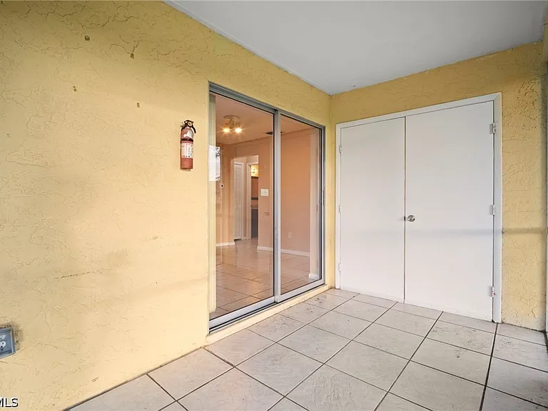 4406 Santa Barbara Blvd #B — Photo 22