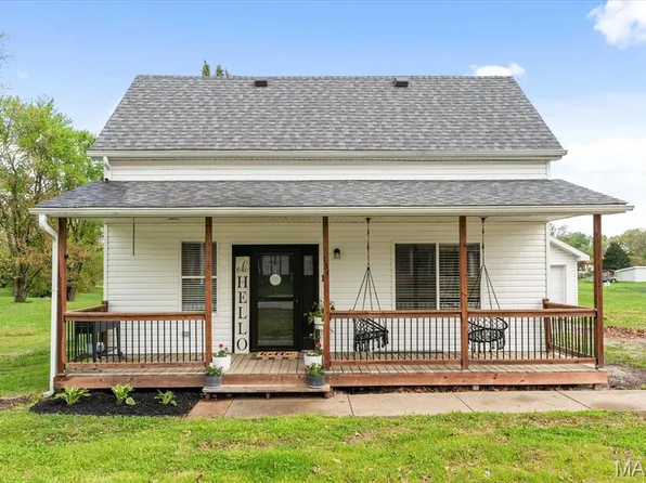 134 Maple St, Shiloh, IL 62269