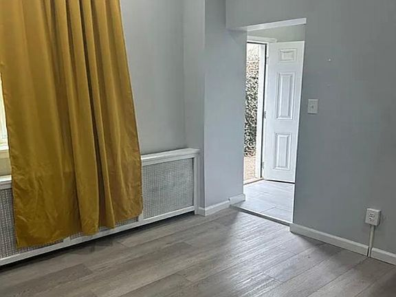 4th image of 2132 E Cumberland St #1B
