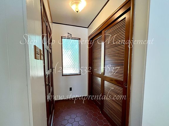 3rd image of 16365 Corte Del Cielo Ct
