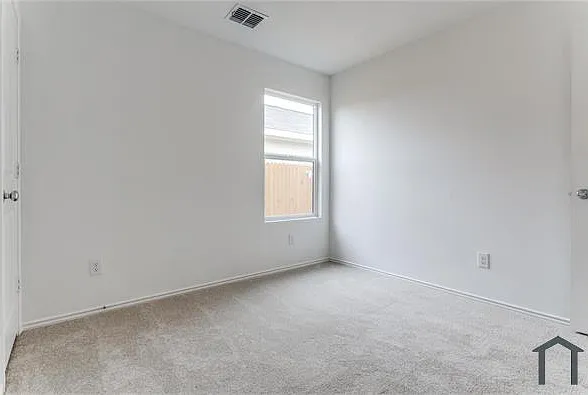 127 Sunflower St — Photo 10