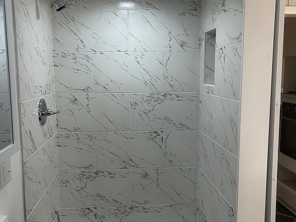 3rd image of 1725 23rd Ave N #1