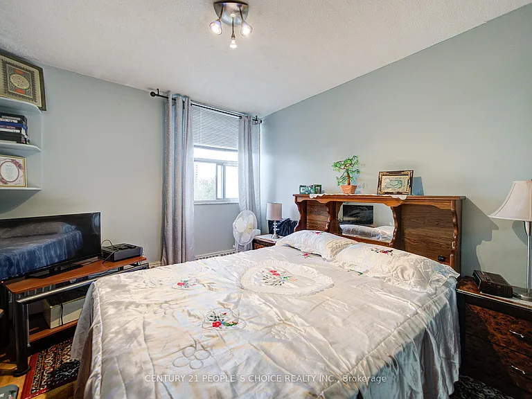 2645 Kipling Ave #411 — Photo 18