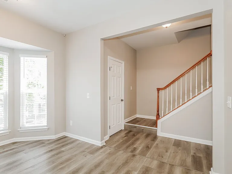 10480 Alexander Martin Ave — Photo 7