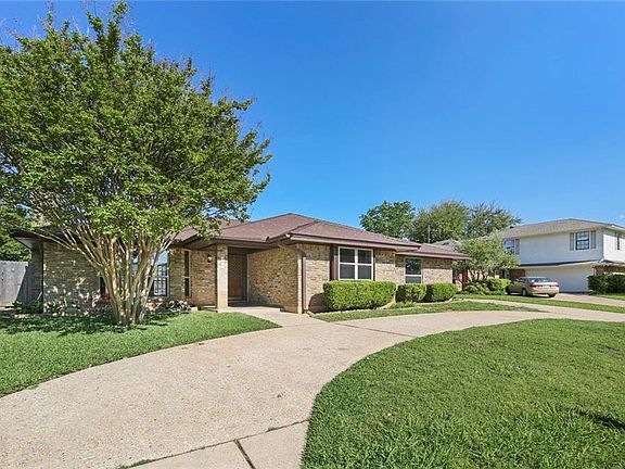 3rd image of 2505 Millikin Dr