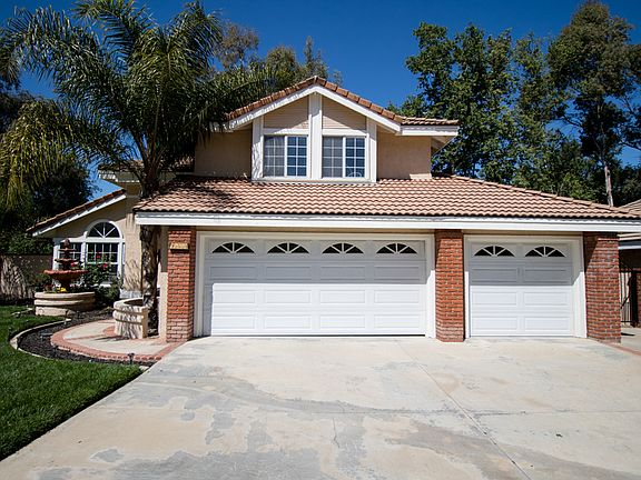3rd image of 15232 Green Valley Dr