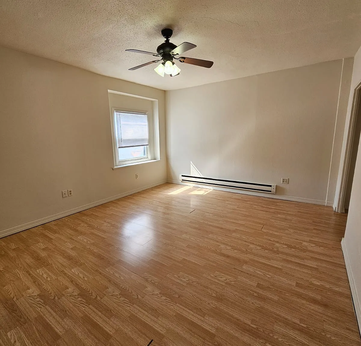 1 Bedroom Apartment On Main Street — Photo 2