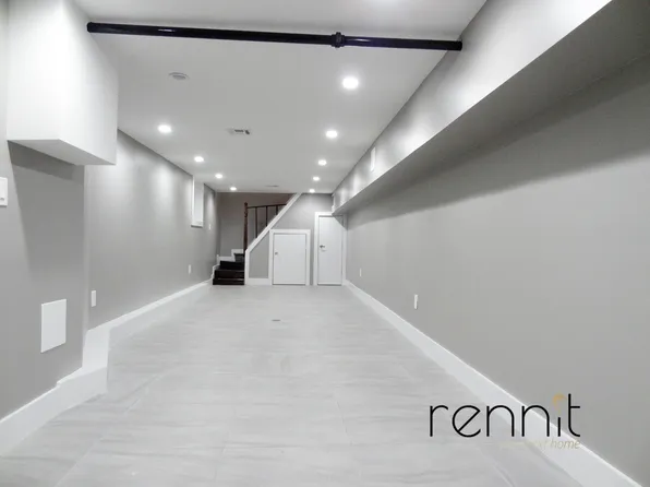 205 Street James' Place image 19 of 26