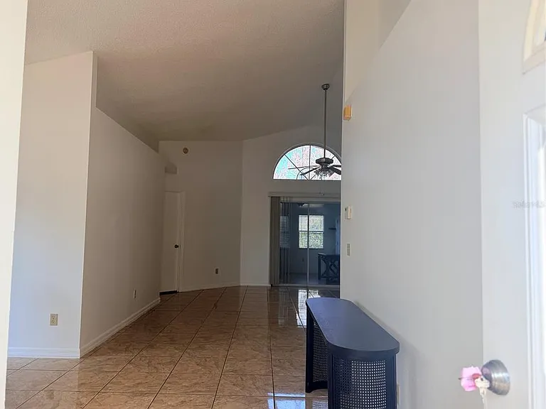 1025 Brynlor Ln — Photo 5