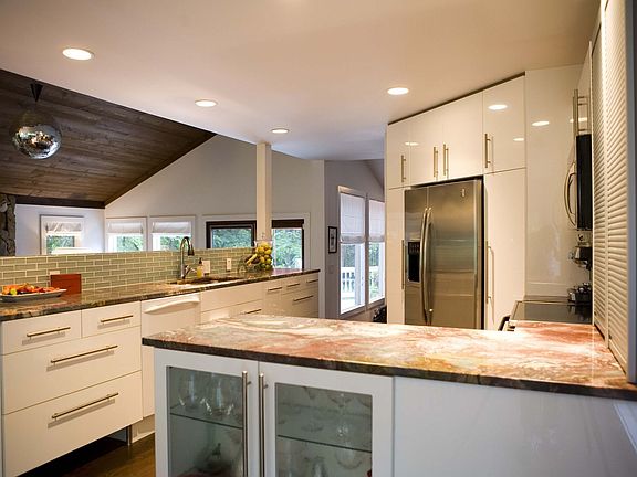 Open and light you will enjoy working in this kitchen!