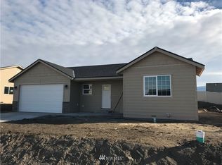 2242 Mary Hill St, East Wenatchee, WA 98802