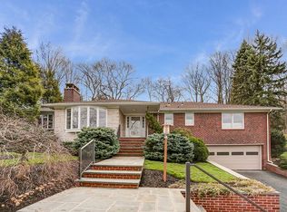 16 Runnymede Rd, Chatham, NJ 07928