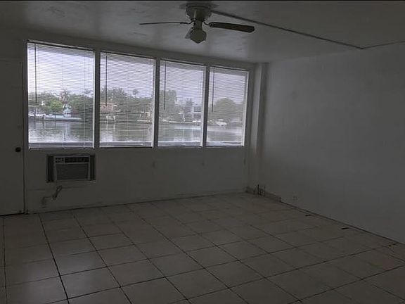 5th image of 6484 Indian Creek Dr APT 128