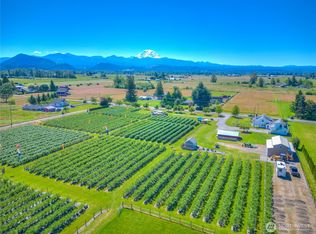 23206 SE 448th St, Enumclaw, WA 98022