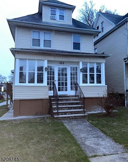 1st image of 262 Glenwood Ave
