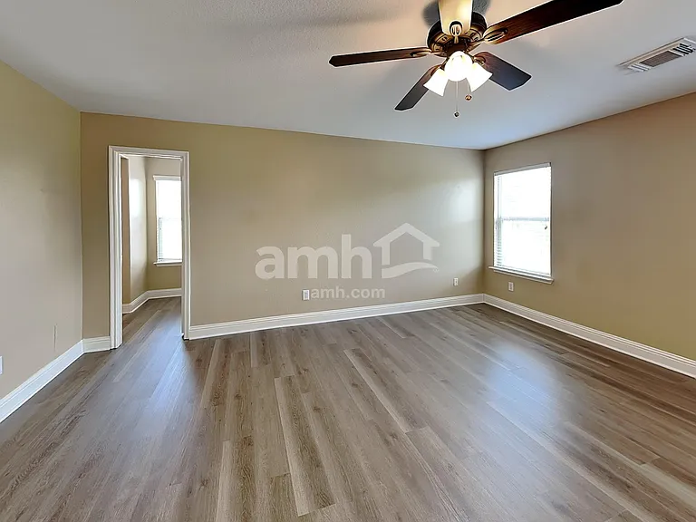 3710 Mystic Meadows Ln — Photo 11