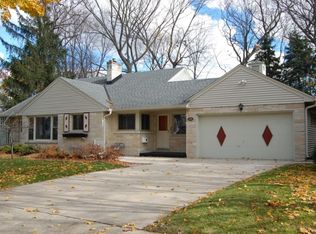166 N 87th St, Wauwatosa, WI 53226