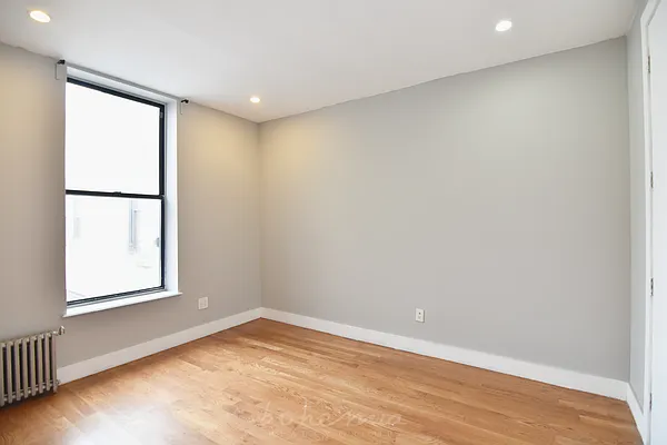 Rented by Bohemia Realty Group | media 11