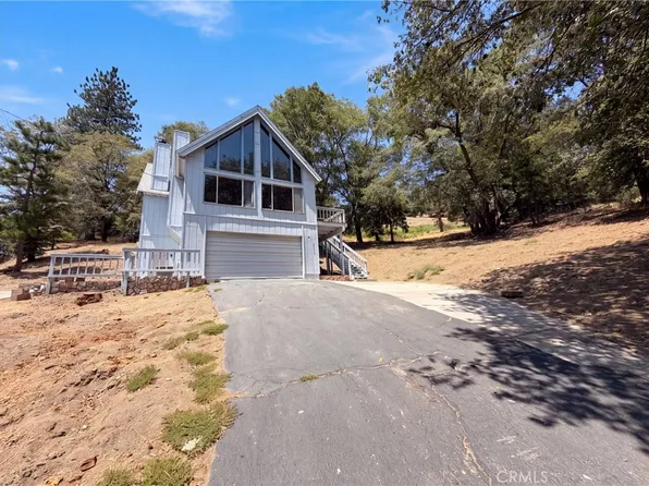 22360 Briarwood Ln, Crestline, CA 92325