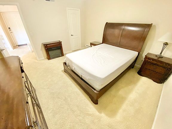 2nd image of 723 Oakmont Ave #3042