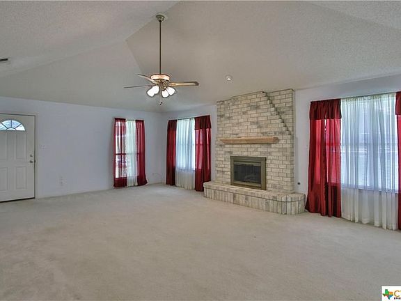 5th image of 720 Woodcrest Cir