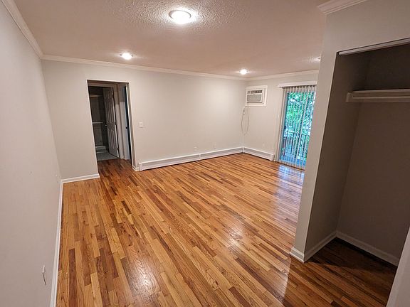2nd image of 4539 Whetsel Ave #9