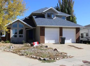 405 Maple Cres W, Picture Butte, AB T0K 1V0