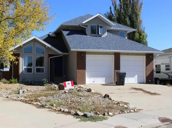 405 Maple Cres W, Picture Butte, AB T0K 1V0