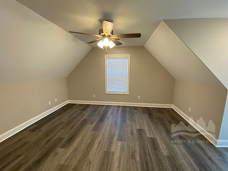 547 Rosalie Woods Dr — Photo 18
