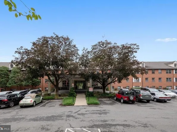 5301 Westbard Cir APT 419, Bethesda, MD 20816