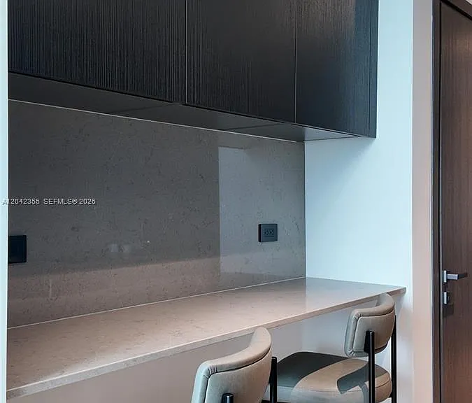 20 NE 11th St #Penthouse 05 — Photo 14