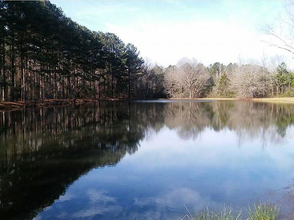 2nd image of 60507 Smithville Rd