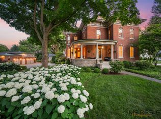 740 W State St, Sycamore, IL 60178