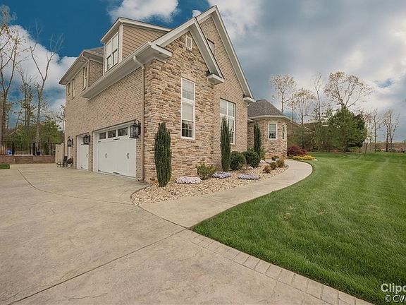 2nd image of 12707 Dell Hill Ct