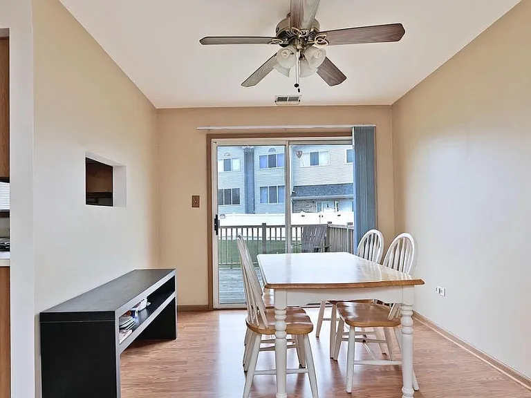 402 S Frontenac St — Photo 8
