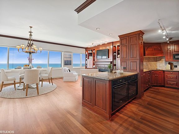 5th image of 1440 N Lake Shore Dr Unit 35HFN