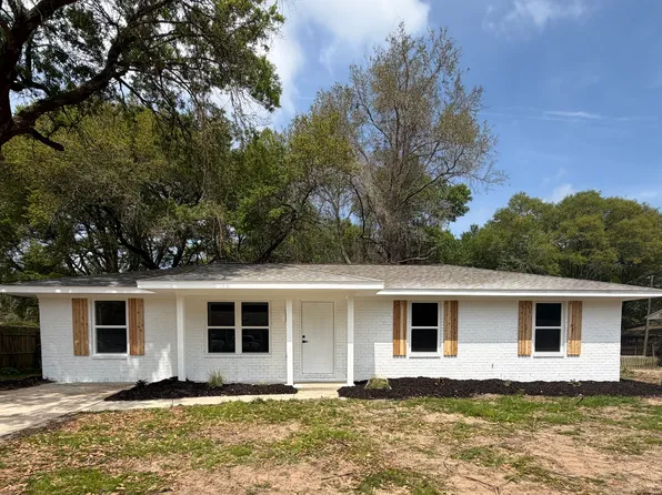 4444 Angie Ln, Pace, FL 32571