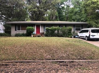 18 NW 27th Ter, Gainesville, FL 32607