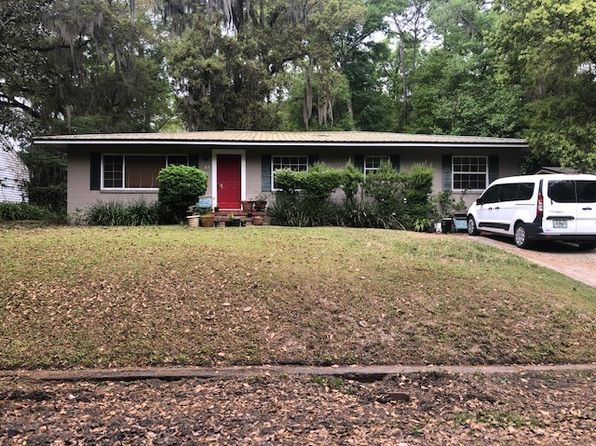 18 NW 27th Ter