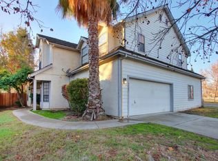 9342 Carrcroft Dr, Elk Grove, CA 95758