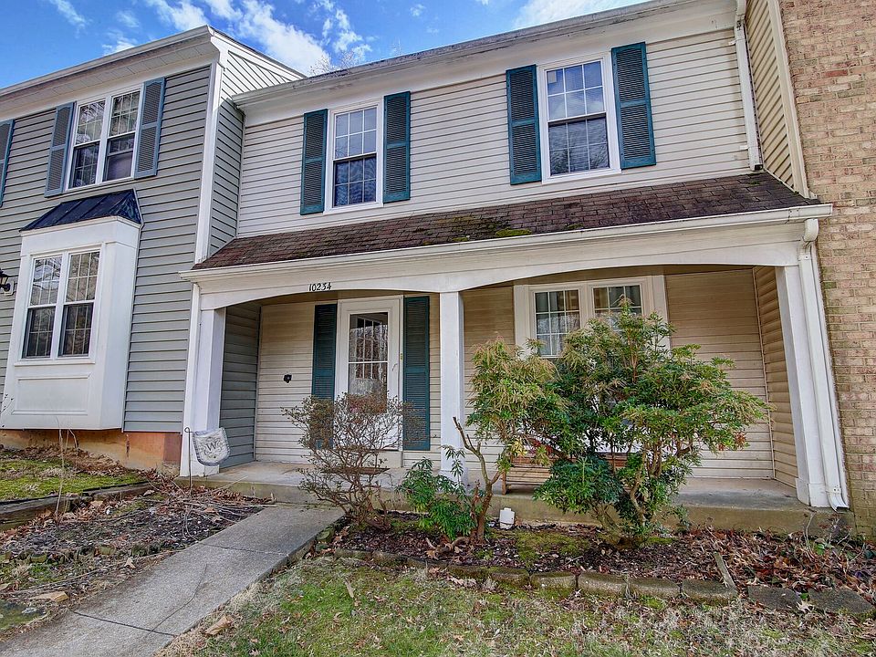 1st image of 10234 Sassafras Woods Ct