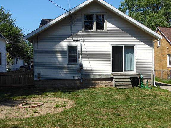 2nd image of 918 Slayton Ave