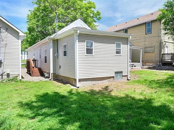 619 Kiowa St, Leavenworth, KS 66048